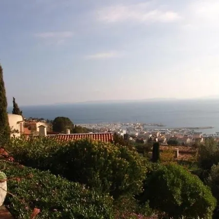 Casa vacanze House Maison 5 Pieces 9 Couchages 3 Le Lavandou